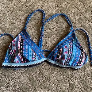 Blue tribalprinted triangle bikini top xhilaration